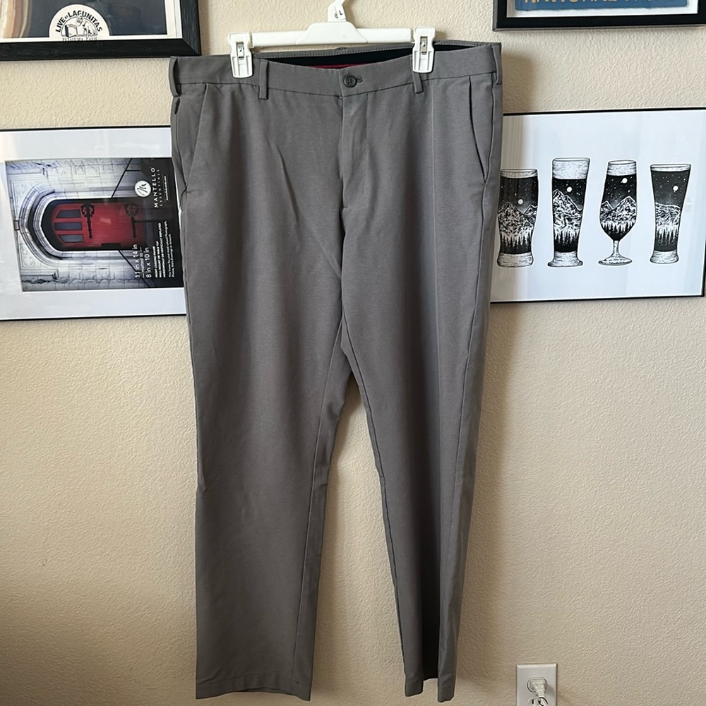 Men’s VanHeusen slacks